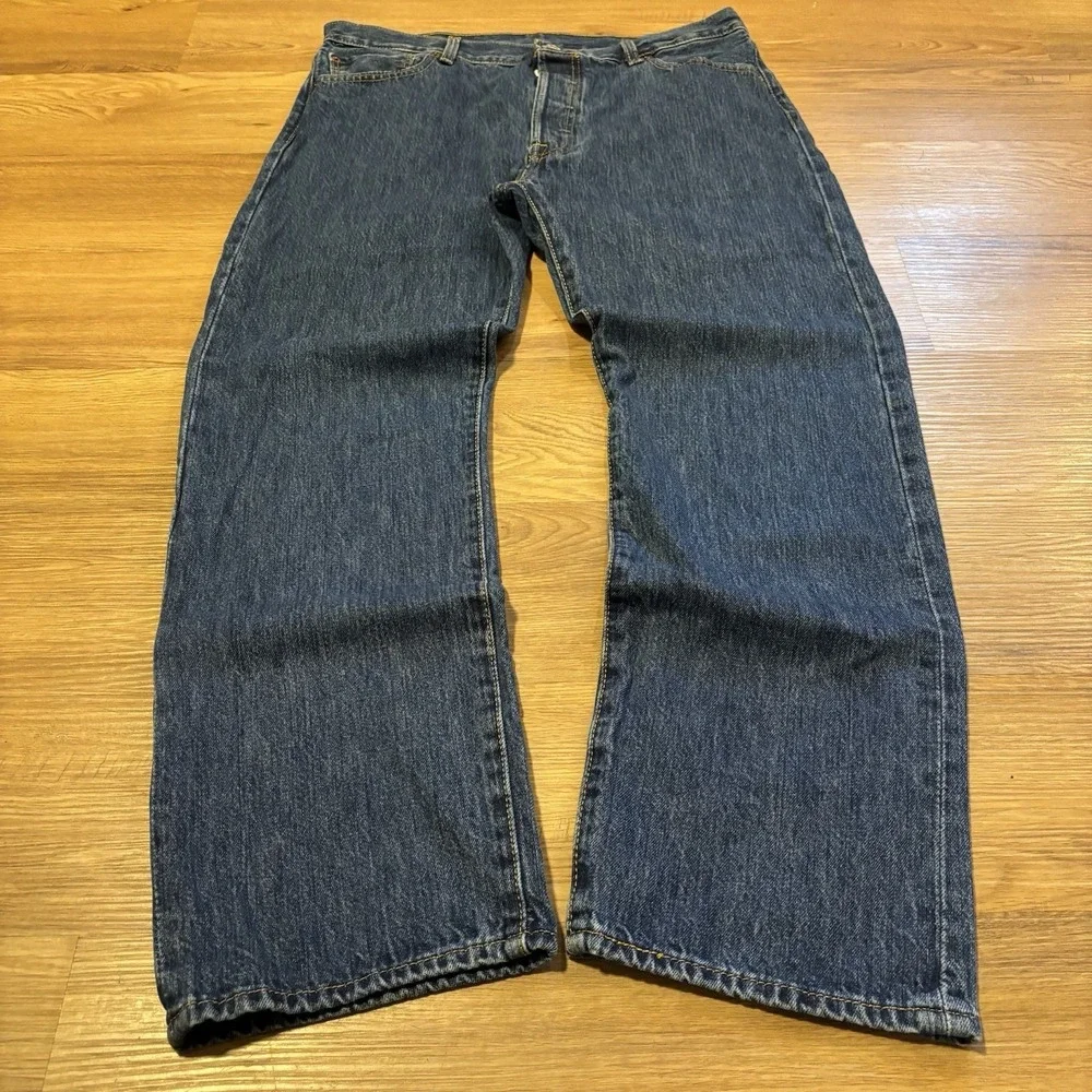 Levis 501 Jeans Mens 36x30 (Fits 35x29) Blue Denim Medium Wash Button Fly Casual